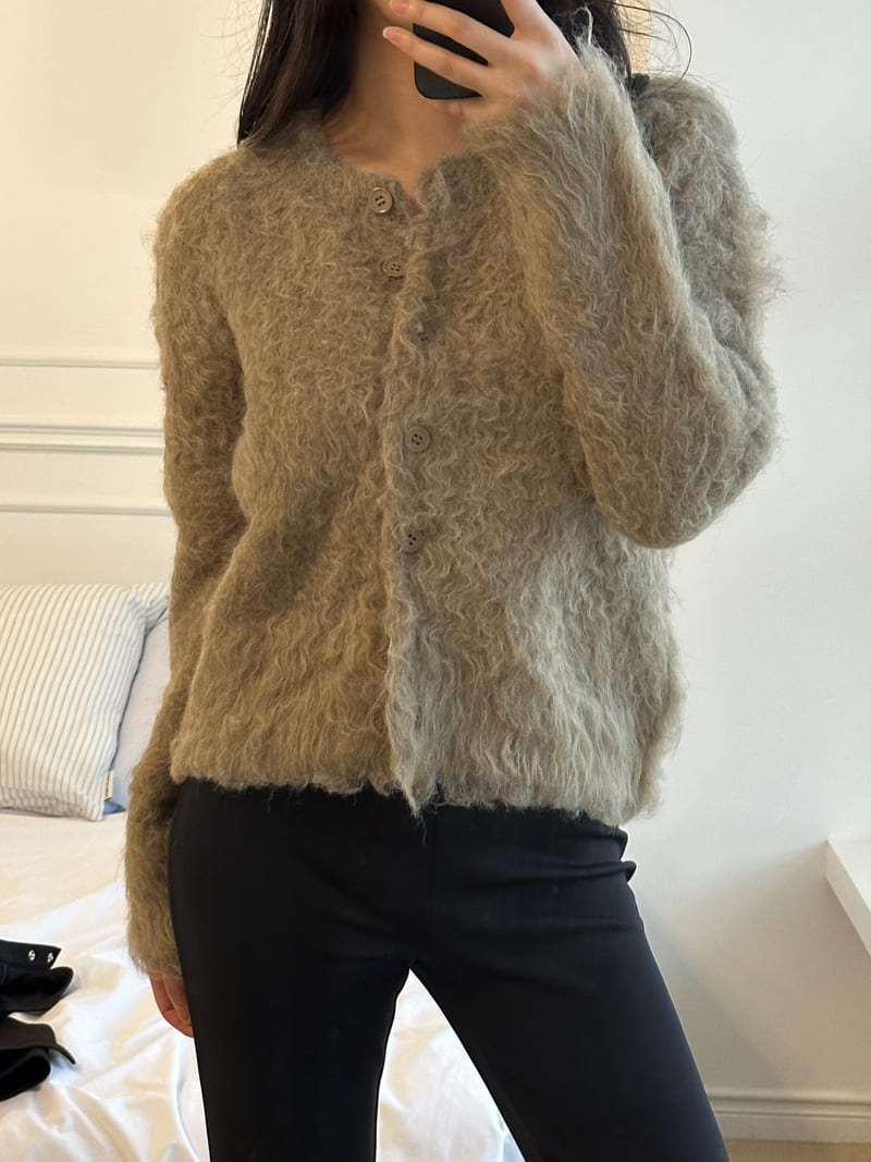 Wool Soft Whipped Heary Cardigan 울 소프트 휘핑 헤어리 가디건 사진 8