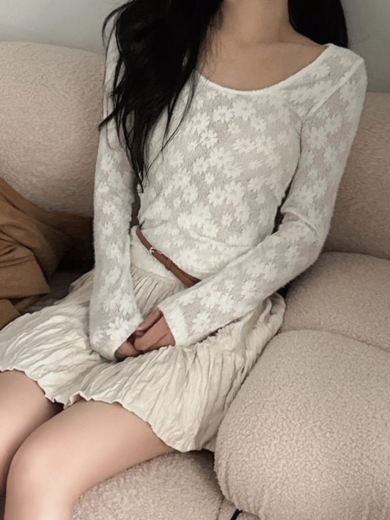 Deep U-Neck Flower See-Through Long Sleeve Tee 딥유넥 플라워 시스루 긴팔티 사진 12