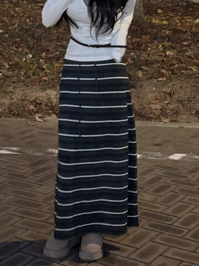 Wool color-block striped banding knit long skirt 울 배색 단가라 밴딩 니트 롱스커트 사진 17