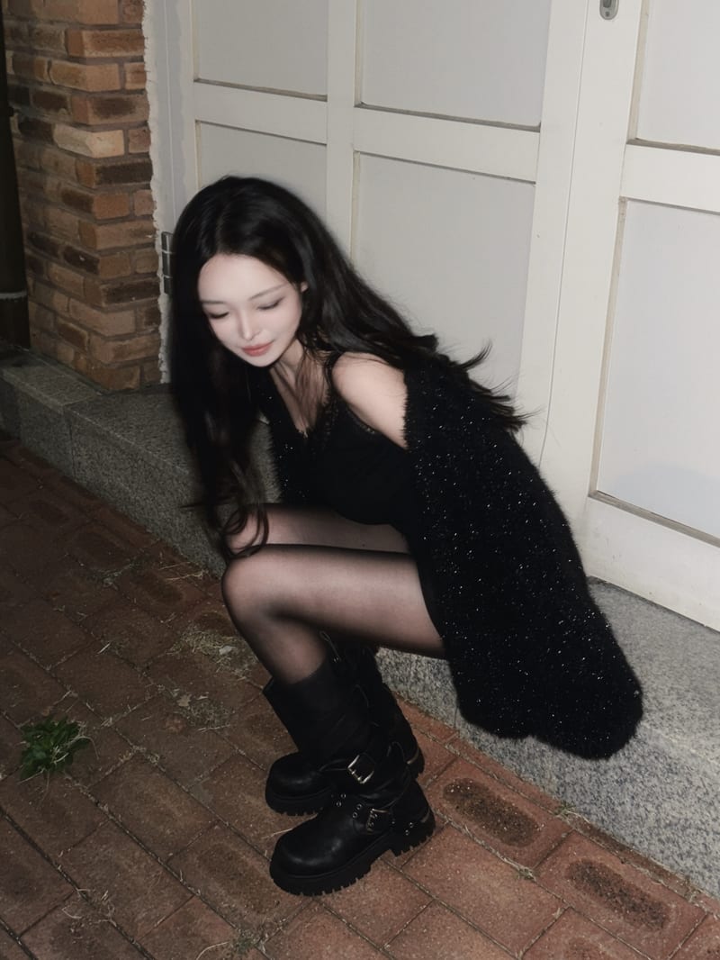 Shine Pearl Bouclé Loose-Fit Pocket Cardigan 샤인 펄 부클 루즈핏 포켓 가디건 사진 3