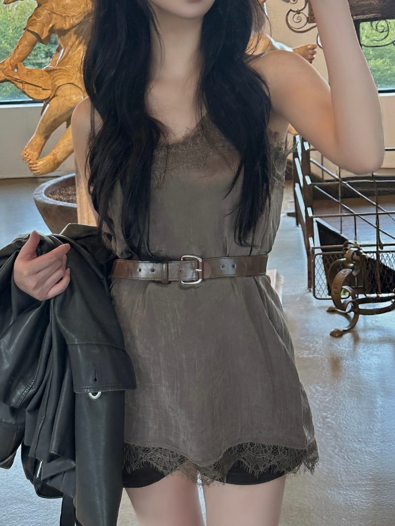 Side Button Lace Slip Tank Top 사이드버튼 레이스 슬립 탑 사진 9