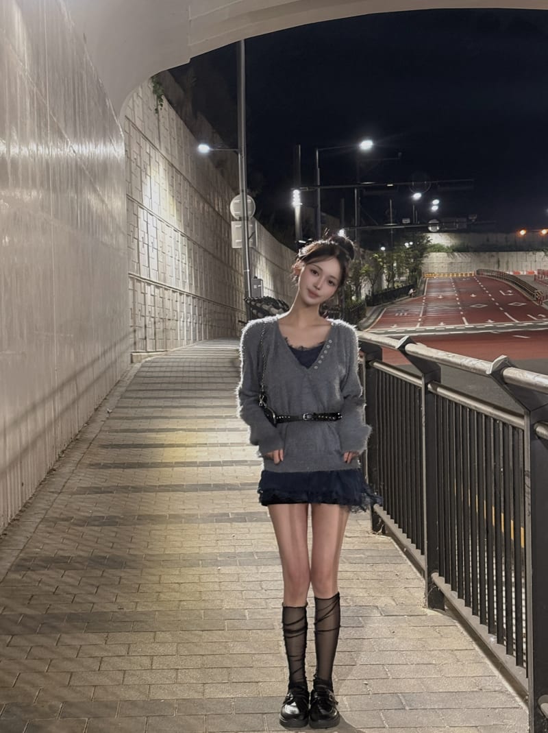 Side Button Lace Slip Tank Top 사이드버튼 레이스 슬립 탑 사진 12