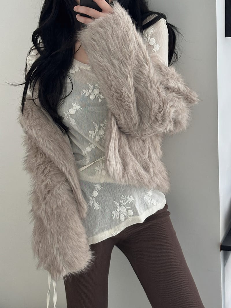 Soft High-Neck Faux Fur Jacket 소프트 하이넥 페이크퍼 자켓 사진 10