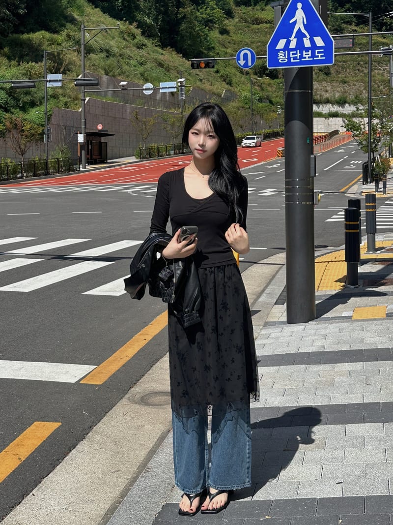 Flower Satin Midi Skirt 플라워 새틴 미디 스커트 사진 16