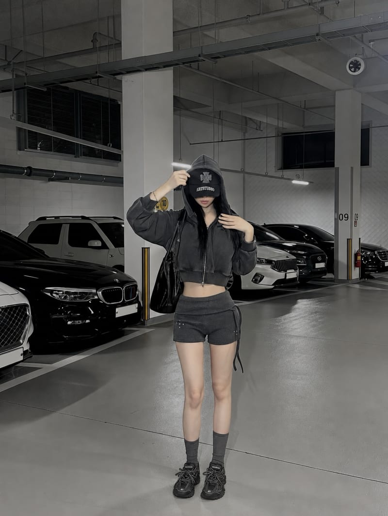Washed Crop Hoodie Zip-up 워싱 크롭 후드집업 사진 5
