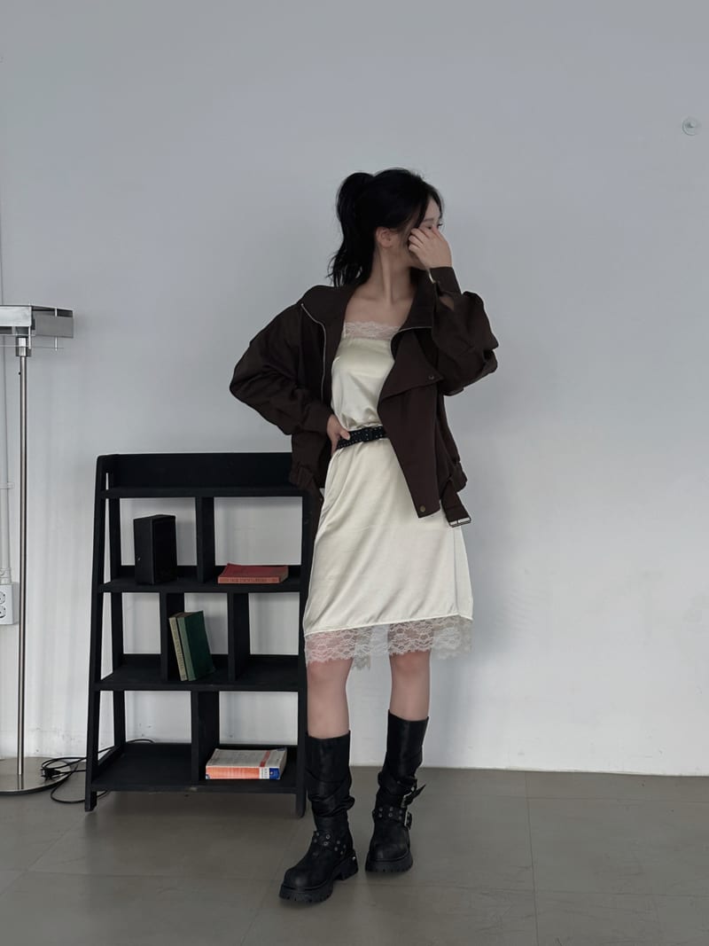 High-neck banded belt jacket 하이넥 밴딩 벨트 자켓 사진 16