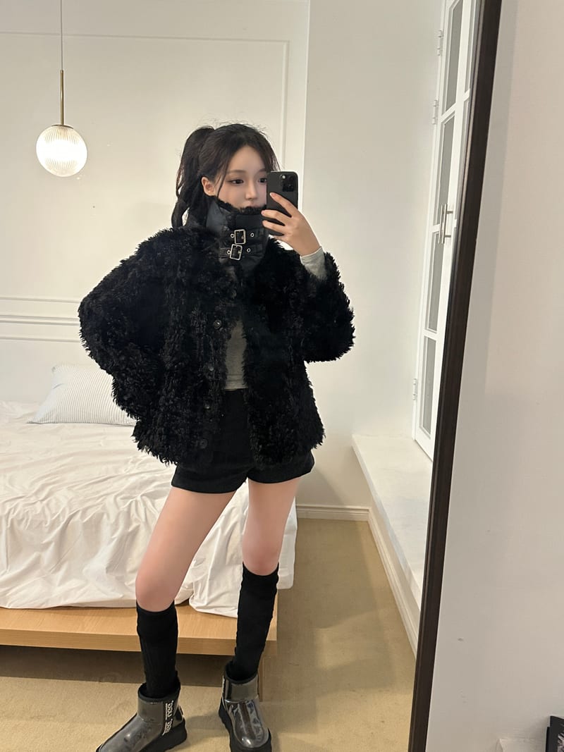 Wool Stud Cuff Spandex Short Pants 울 스터드 절개 스판 숏팬츠 사진 19