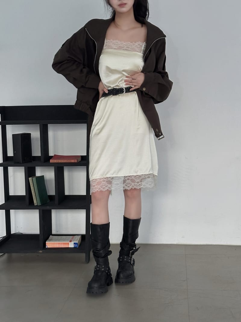 High-neck banded belt jacket 하이넥 밴딩 벨트 자켓 사진 9