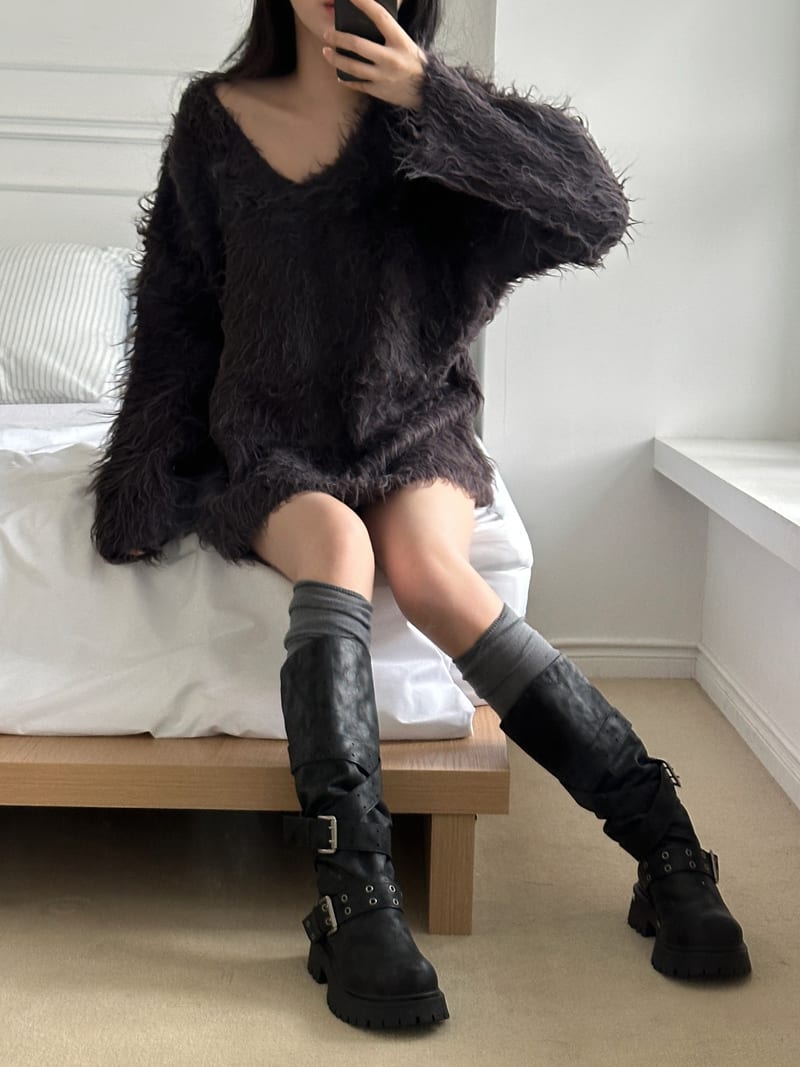 Hairy V-Neck Wave Knit Dress 헤어리 브이넥 물결퍼 니트 원피스 사진 10