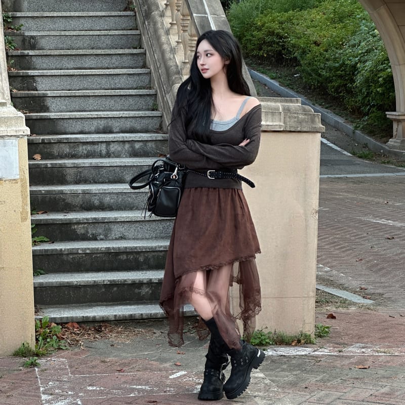 Asymmetrical Suede See-Through Lace Skirt 언발 스웨이드 시스루 레이스 스커트 사진 1