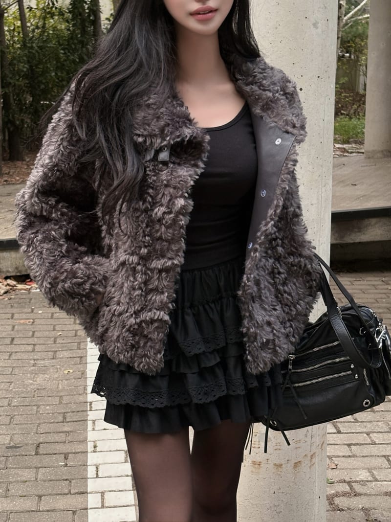 Double Buckle Poodle Fur Jacket 더블 버클 푸들 퍼자켓 사진 6