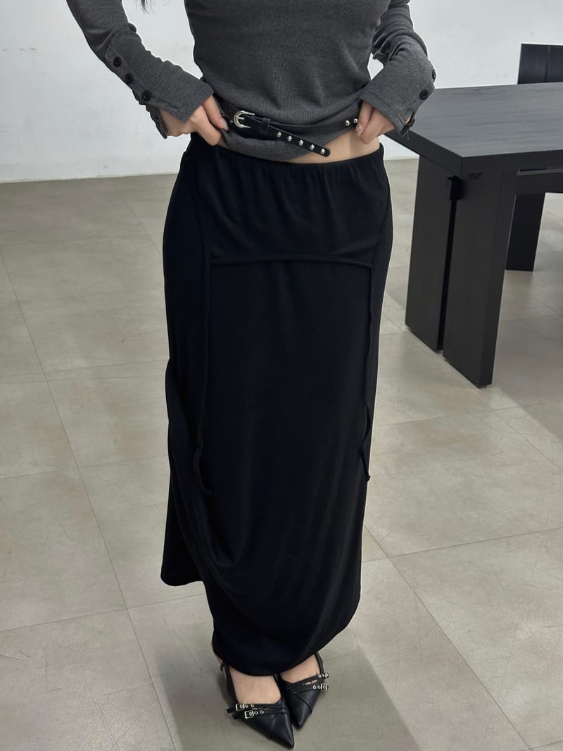 Side Draped Maxi Skirt 사이드 드레이프 맥시스커트 사진 17