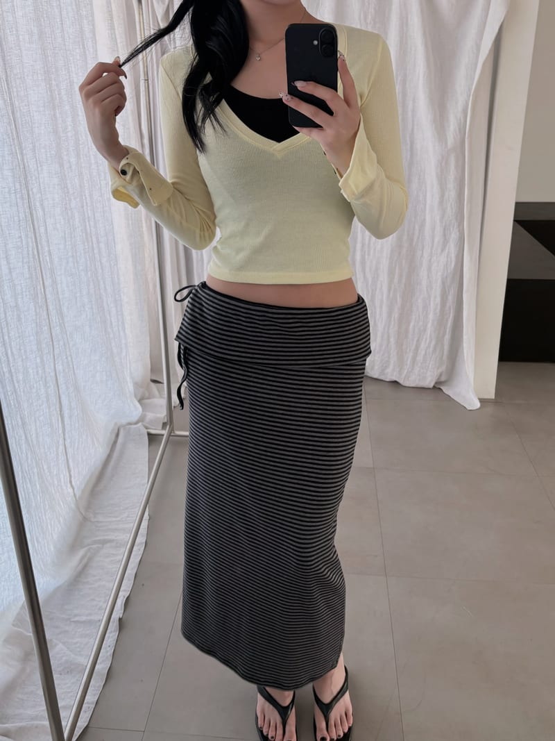 Slim fit Folding Stripe Skirt 슬림핏 폴딩 스트라이프 스커트 사진 18