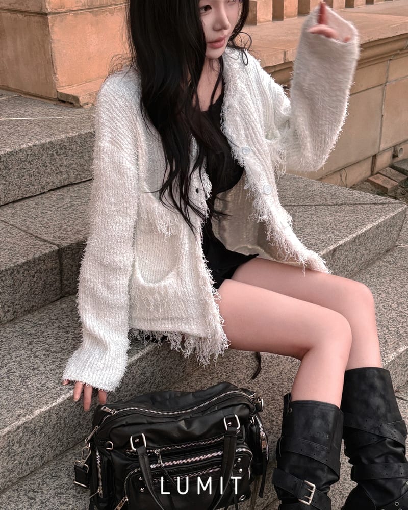 Unique Fringe Pocket Knit Cardigan 유니크 프린지 수술 포켓 니트가디건 사진 1