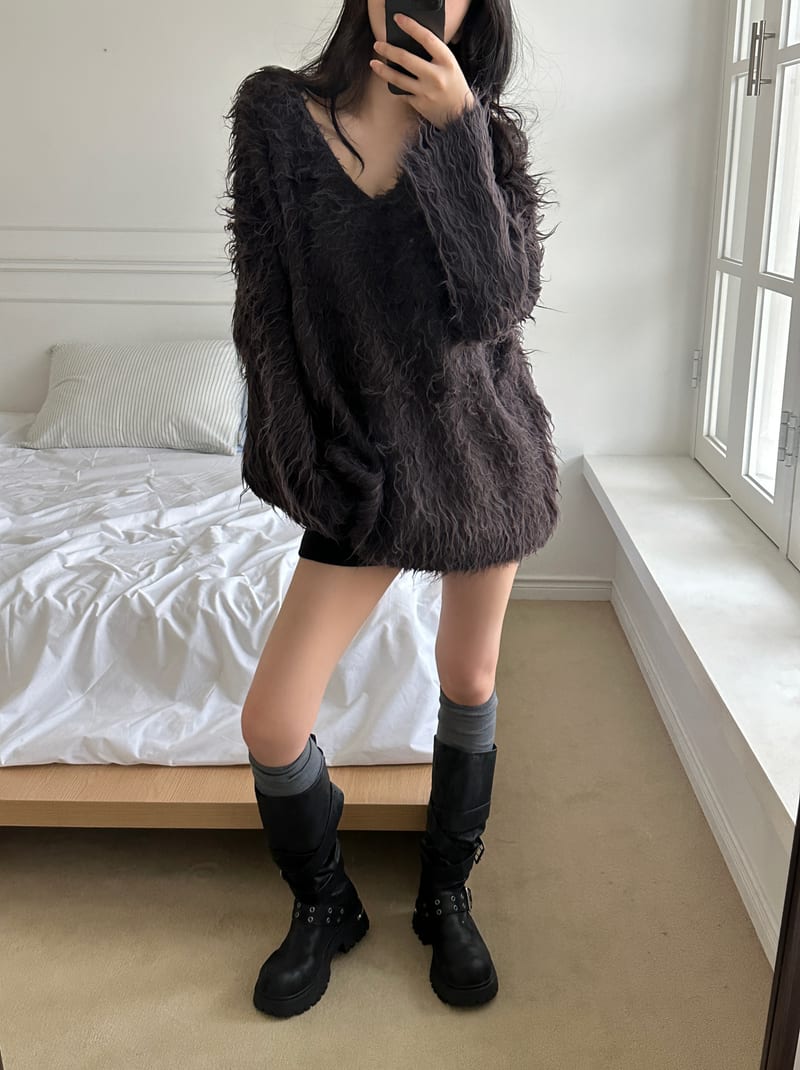 Hairy V-Neck Wave Knit Dress 헤어리 브이넥 물결퍼 니트 원피스 사진 11