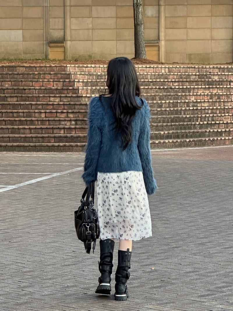 Button-Heathered Long-Pore V-Neck Cardigan 버튼 헤어리 롱퍼 브이넥 가디건 사진 8