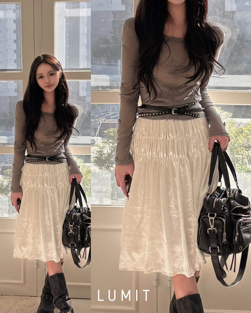 Glow two Shirring Satin Midi Skirt 글로우 투셔링 새틴 미디스커트 사진 1