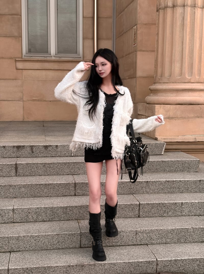 Unique Fringe Pocket Knit Cardigan 유니크 프린지 수술 포켓 니트가디건 사진 6