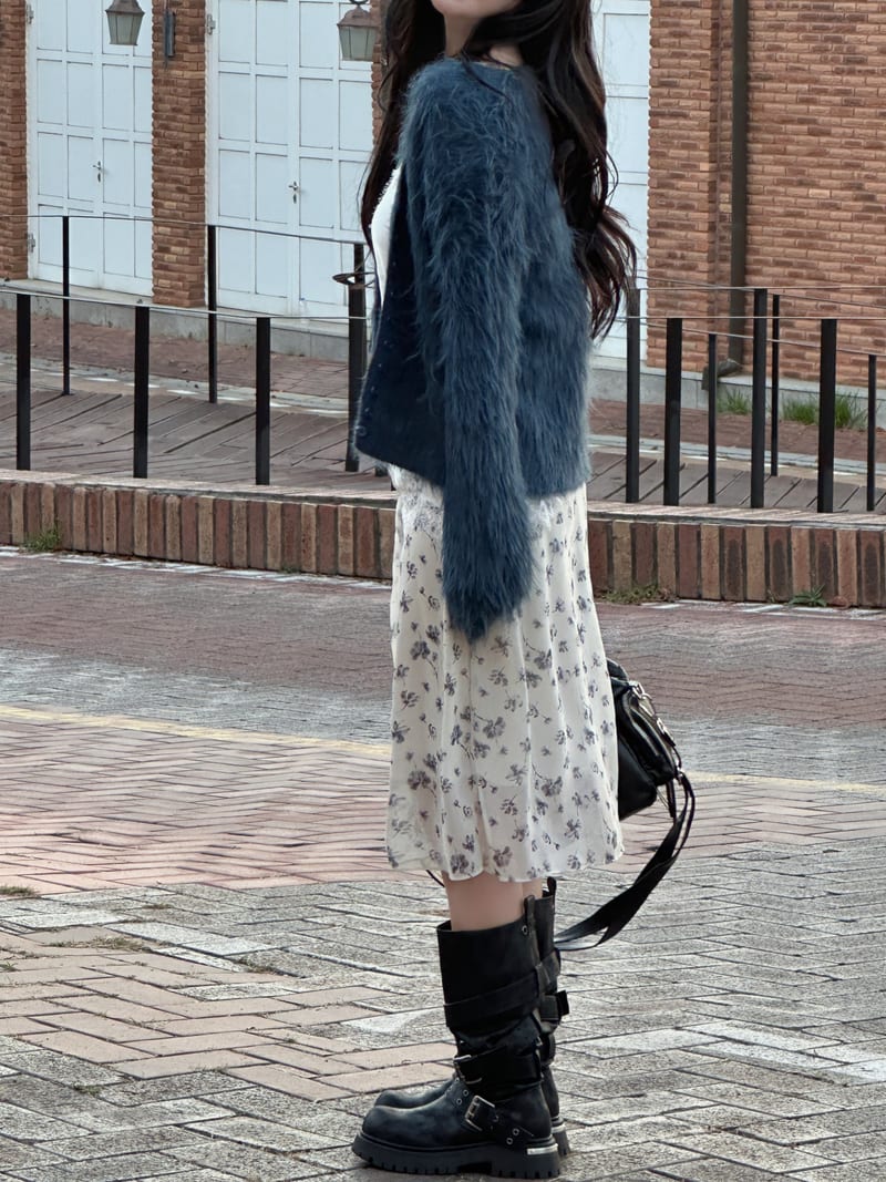 Button-Heathered Long-Pore V-Neck Cardigan 버튼 헤어리 롱퍼 브이넥 가디건 사진 6