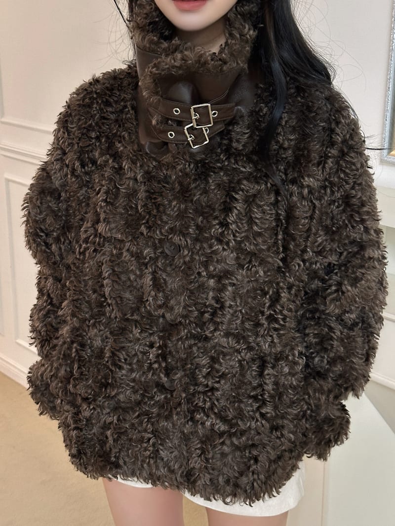 Double Buckle Poodle Fur Jacket 더블 버클 푸들 퍼자켓 사진 11