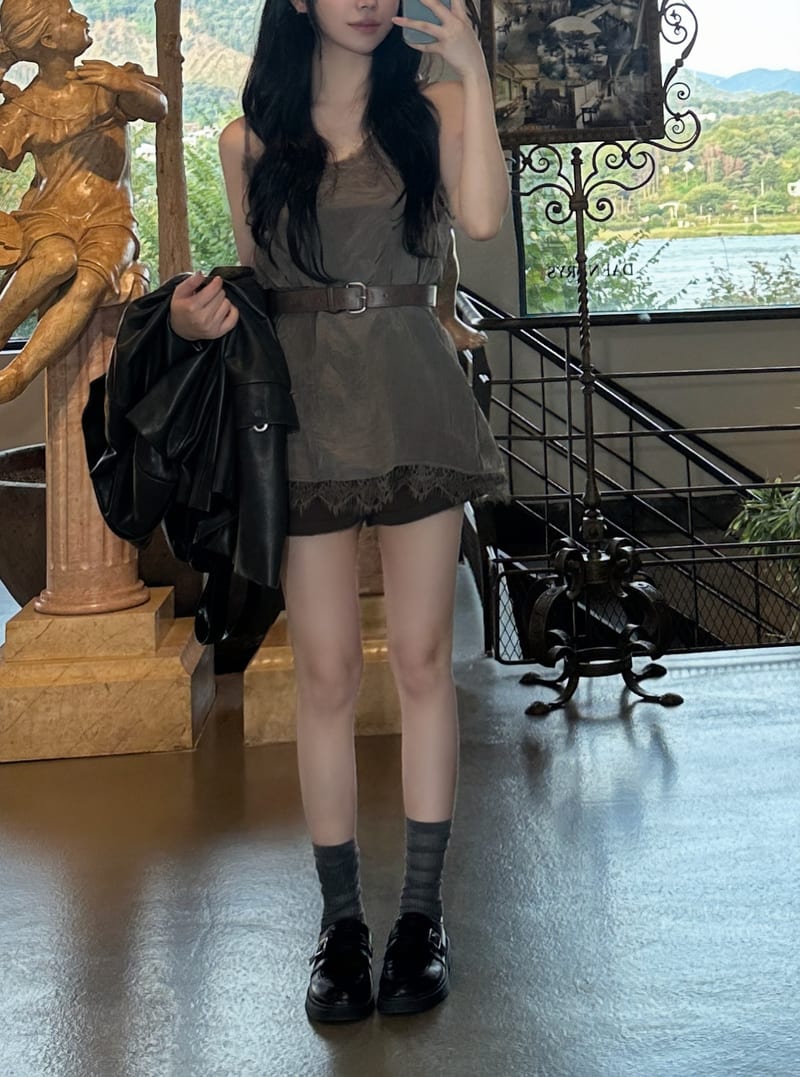 Side Button Lace Slip Tank Top 사이드버튼 레이스 슬립 탑 사진 2