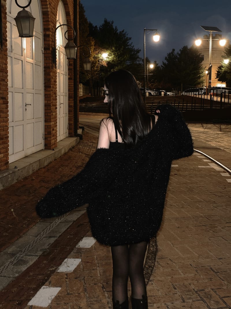 Shine Pearl Bouclé Loose-Fit Pocket Cardigan 샤인 펄 부클 루즈핏 포켓 가디건 사진 5